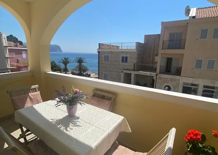 Miomir Perazic Apartments